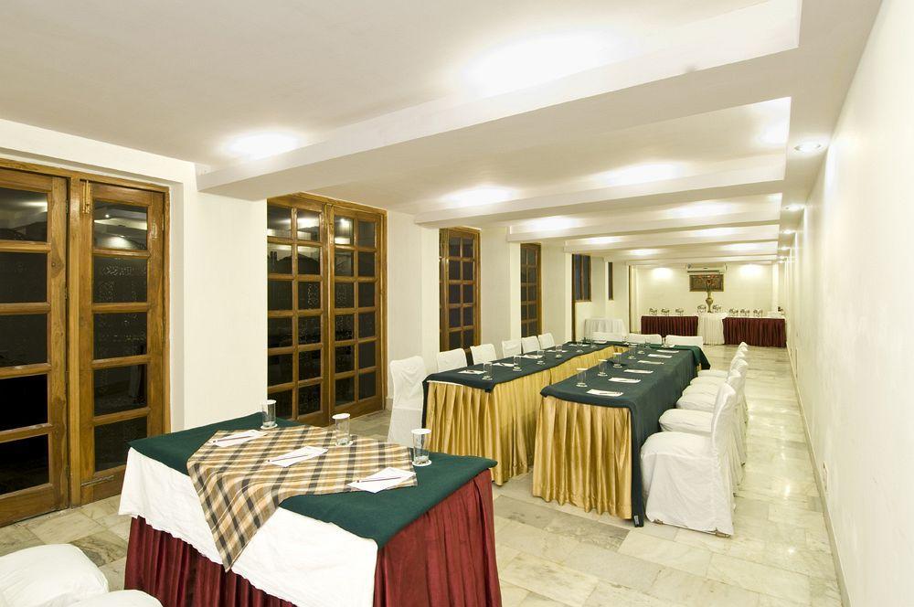 Atithi Hotel 3*