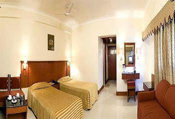 Atithi Hotel 3*