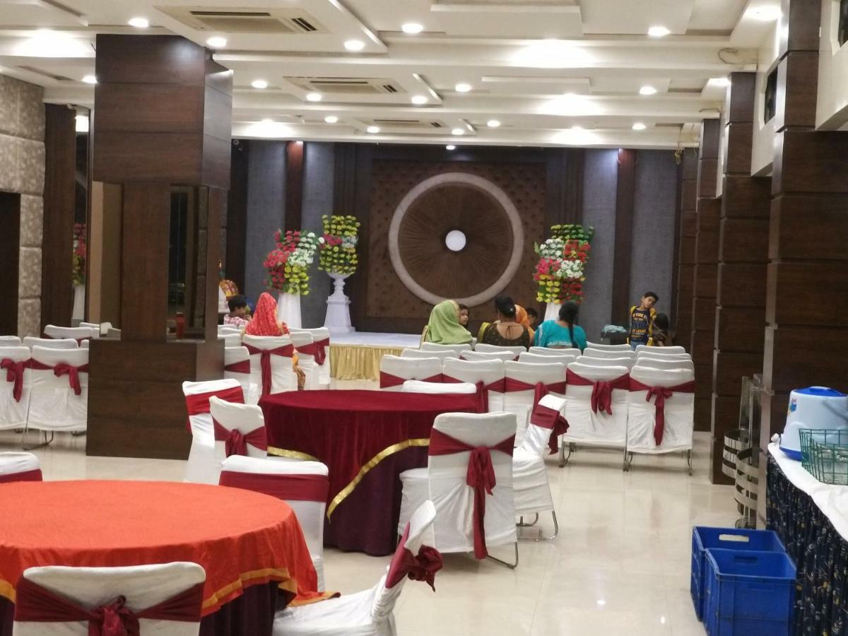 Hotel Atithi 3*